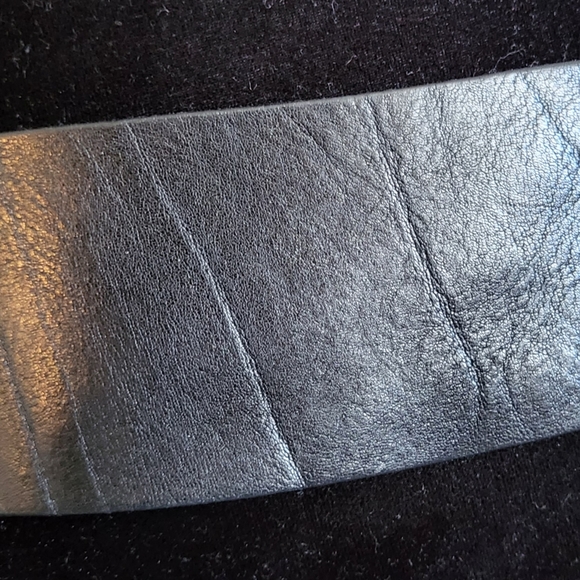 Genuine leather equestrian belt - large stirrup like buckle - Picture 9 of 9